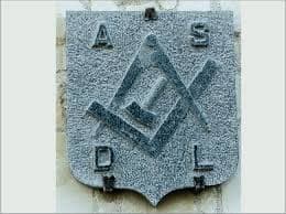 image représentative de la chanson Le Blason