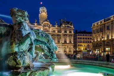 Photo de la chanson Les adieux de Lyon 