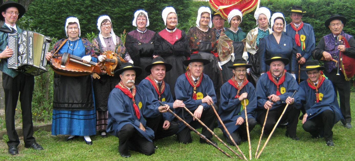 image représentative de l'article Folklore ou tradition, faut-il choisir ?