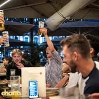 Photo de la chanson Les copains d'abord